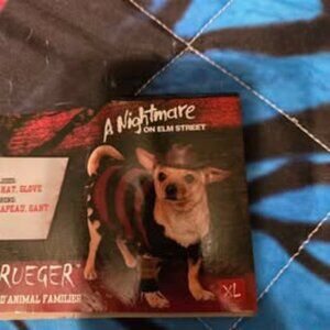 Halloween costume Brand New !! xlrg. pet Freddy Krueger scary